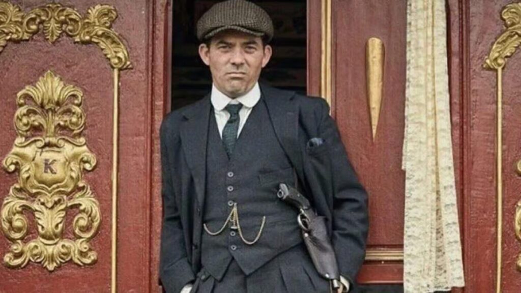 Teoria de Peaky Blinders sugere que Johnny Dogs era fantasma e divide fãs