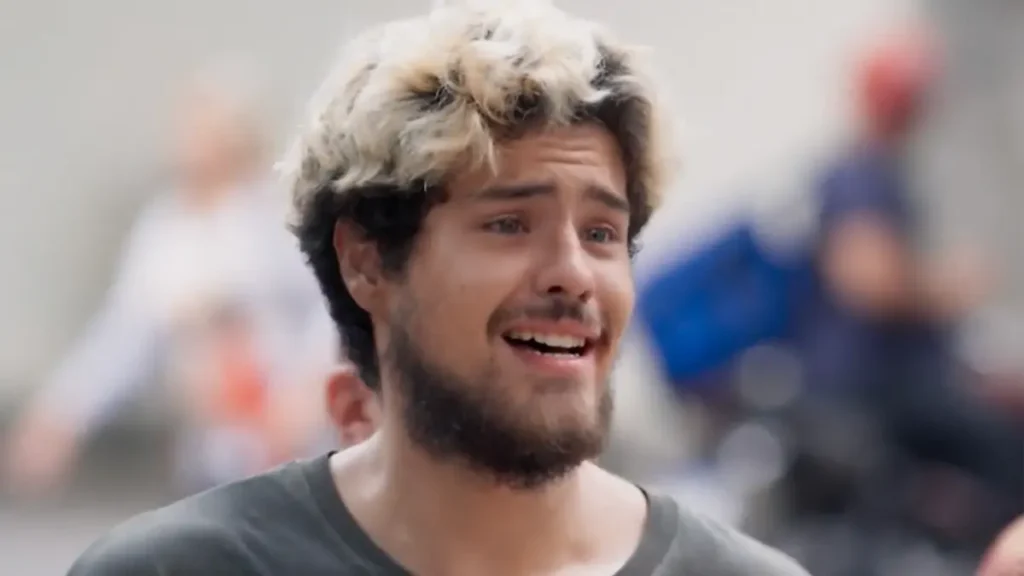 Lena desembarca no Brasil, ignora Samira e levanta suspeitas sobre identidade de bebê