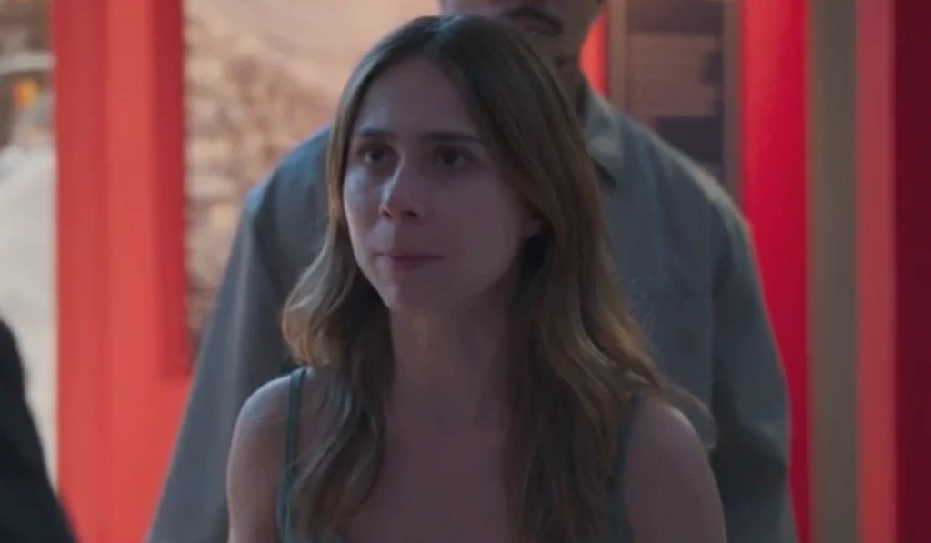 Três Graças: Lucélia é desmascarada e Kasper descobre crime contra os próprios pais