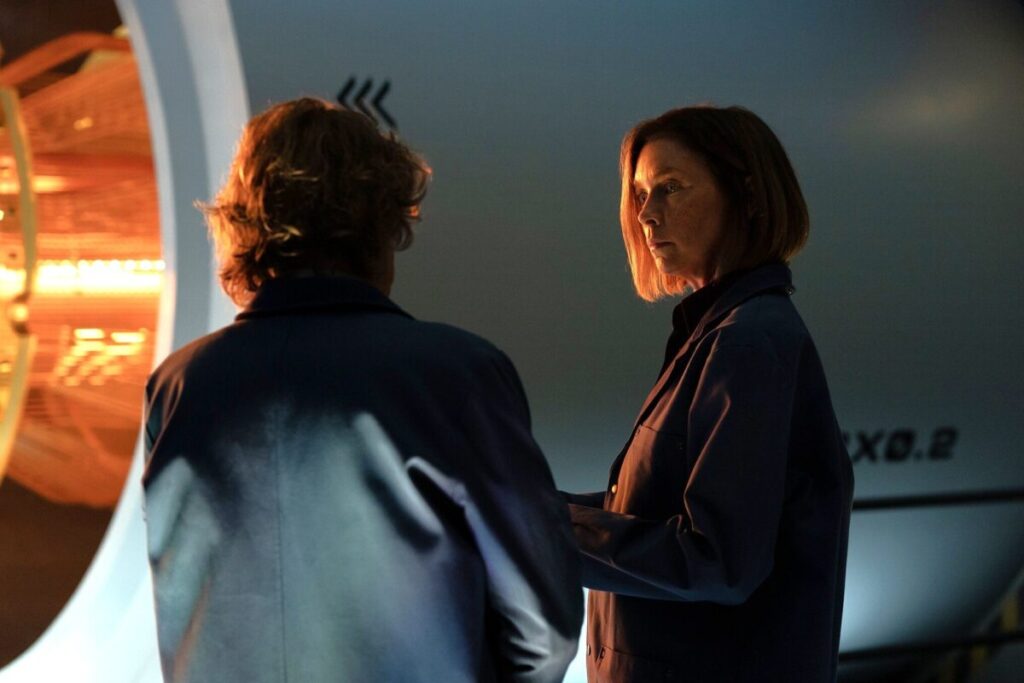 Morte não é o fim: Sinatra deve reaparecer na 3ª temporada de Paradise